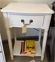 WHITE END TABLE