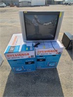 3 Sylvania TVs