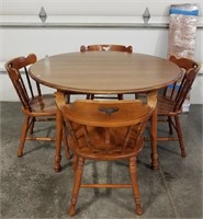 Tell City Table & Chairs