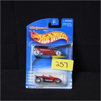 Hot Wheels Wallgreens Duo Pack with original