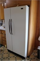 Signature 2000 21.7 cu ft Refrigerator