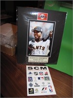 Barry Bonds Signed Photo Matted 8 x 10 with COA