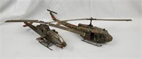 2 Model Helicopters Uh-H1 & Cobra