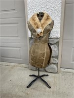 Vintage mannequin -needs to be adjusted