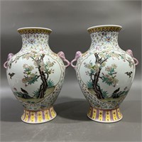 Chinese famille rose porcelain vase pair