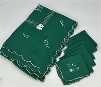 Vintage Embroidered Tablecloth & Napkins