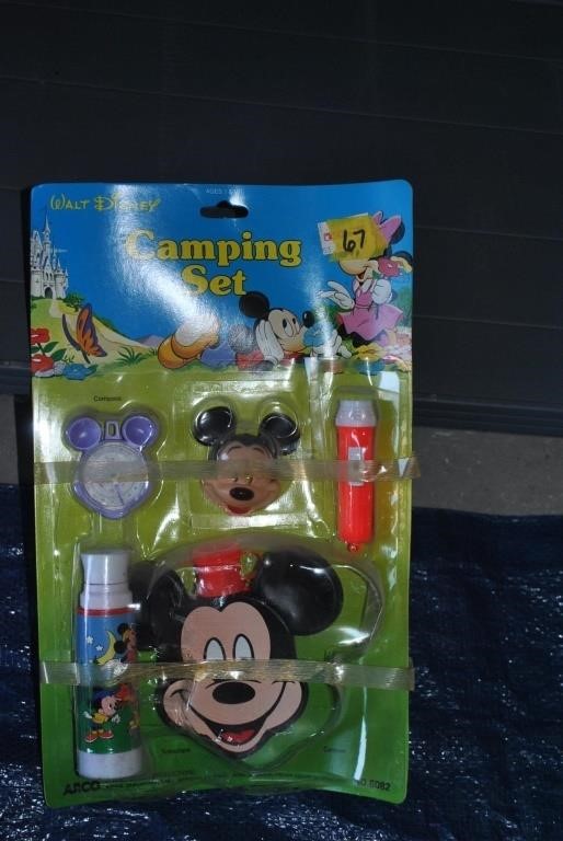 Walt Disney Camping Set new in package