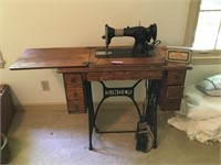 Vintage Singer Sewing Machine with Cabinet