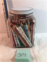 Lg jar of pencils