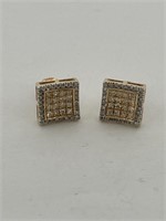 10KT Yellow Gold Woman's Earrings