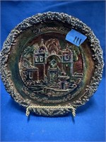 Fenton Carnival 1977 Christmas Plate