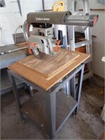 B&D 2 7/8" Cut Radial Arm Saw On Rolling Stand