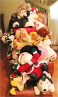 Lot of Assorted Stuffed Animals