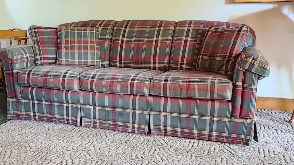 Rustic themed sofa sleeper