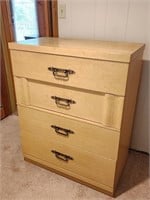 4 drawer vintage.dresser