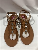 $60.00 POP women's sandal size 10M