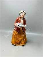 8" Royal Doulton "Tea Time" figurine