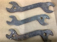3 John Deere wrenches (51, 52, 53)