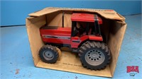 Ertl, IH 5488 MFWD tractor