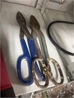 2 PAIR OF TIN SNIPS