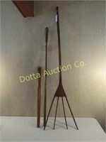ANTIQUE WOODEN HAY FORK & FLAIL: