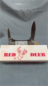 Red deer small canoe