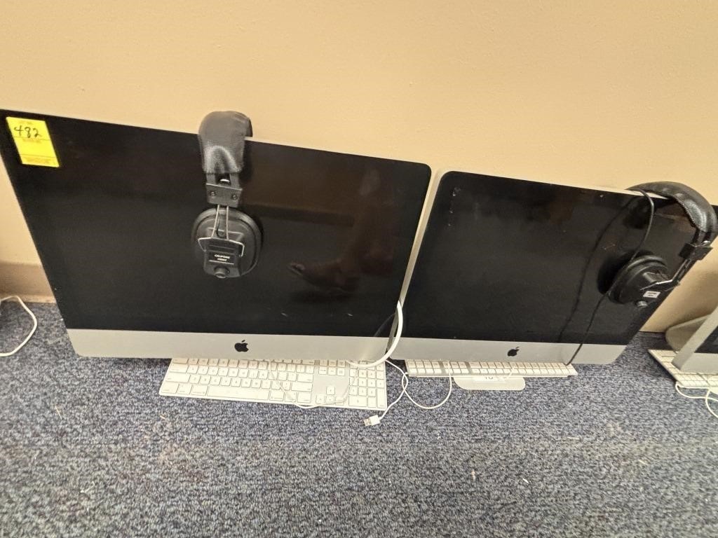2 Apple Computers w/Keypad, Headphones