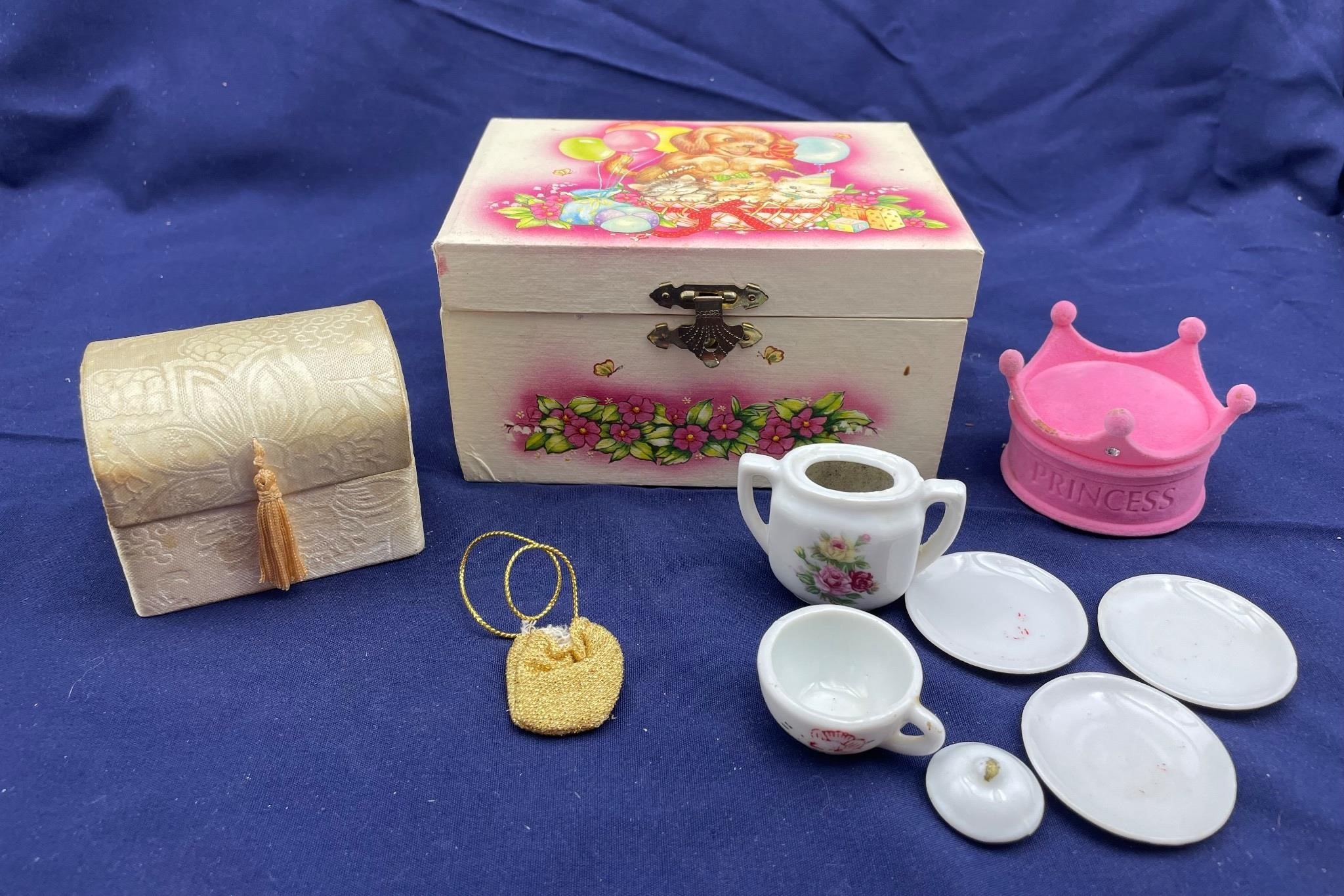 Girl’s Jewelry Boxes, Barbie Purse & Mini Tea Set