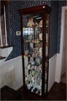 Lighted Curio 76" tall X 21"" 12"