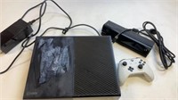 Xbox One Original Model w/ Kinect & Controller