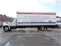 2013 HINO 268, Box Truck