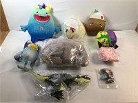 New Lot of 7 Plushies & Toys