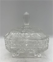 VINTAGE BEAUTIFUL LEAD CRYSTAL FOOTED CANDY DISH