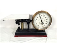 The William Cowards Co. 15 LB Dial Scale
