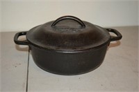 Small Lodge Dutch Oven with Lid