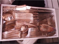 92 pieces of silverplate flatware, Rogers Bros.