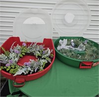 Wreath containers w/wreaths