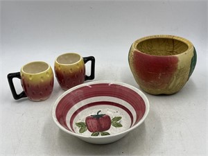 Hand and painted bowl with strawberry and two