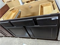 Vanity Base Cabinet (30"Tx42"Wx21"D)
