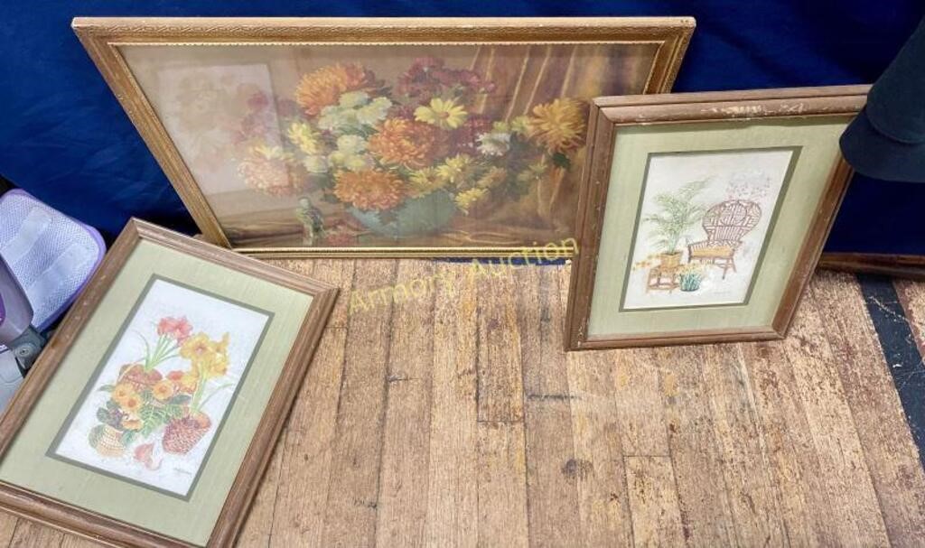 FRAMED FLORAL PRINTS