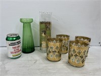 Decorative set of drinking glasses