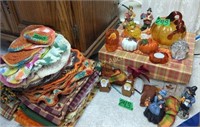 Thanksgiving Decorative Items. Table Linens,