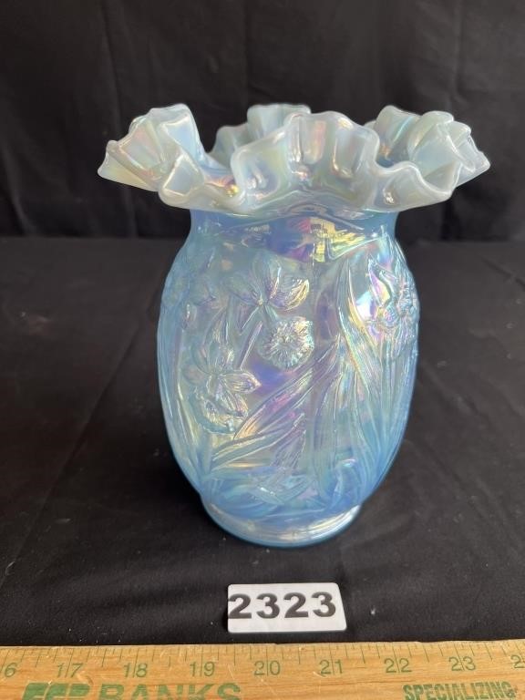 Fenton Dafodil Opaleacent Vase