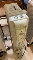 Delonghi oil radiator room heater - Safe Heat