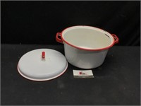 Enamel Pot with lid