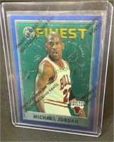 Sports card - 1995-96 Topps Finest Michael