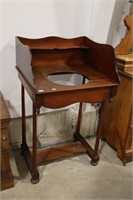 ANTIQUE WASH BOWL STAND