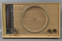 Vintage Zenith High Fidelity AM/FM Tabletop Radio