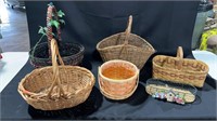 6 Wicker Baskets