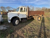 OFFSITE- 1991 INTERNATIONAL DUMP TRUCK